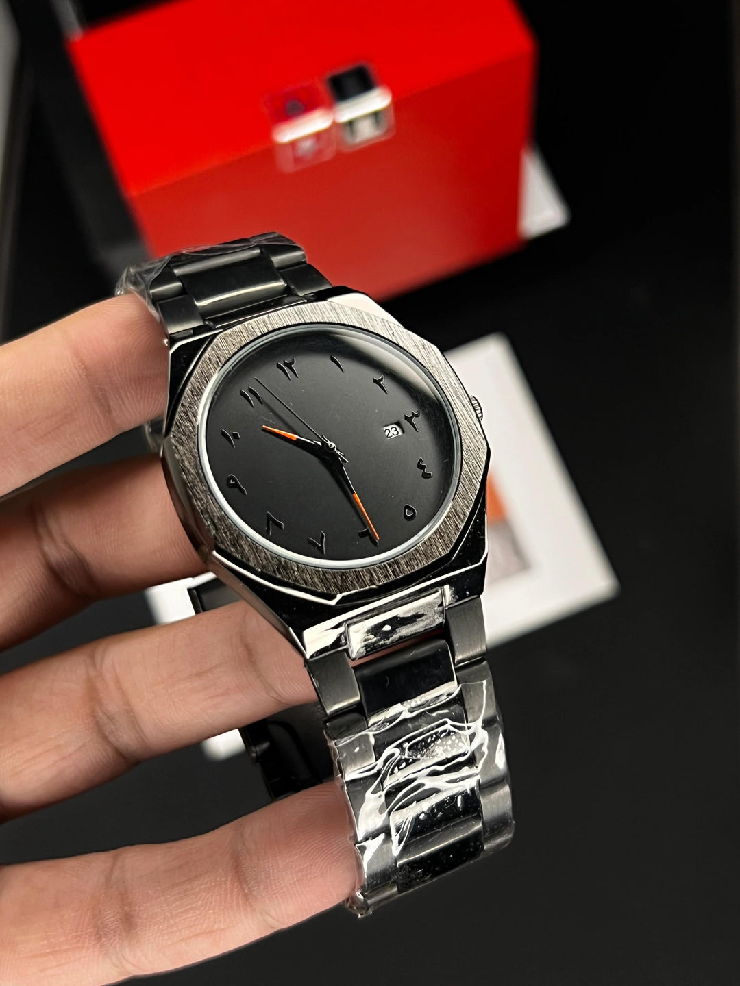 Black Aura Stainless Steel Men's Watch – Bold Elegance in Every Tick